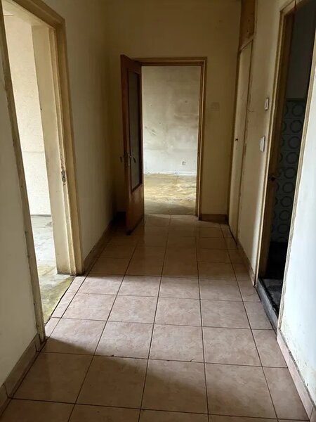 Drumul Taberei, ap 2 cam Moghioros.