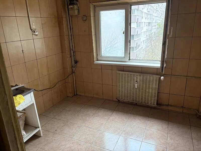 Drumul Taberei, ap 2 cam Moghioros.